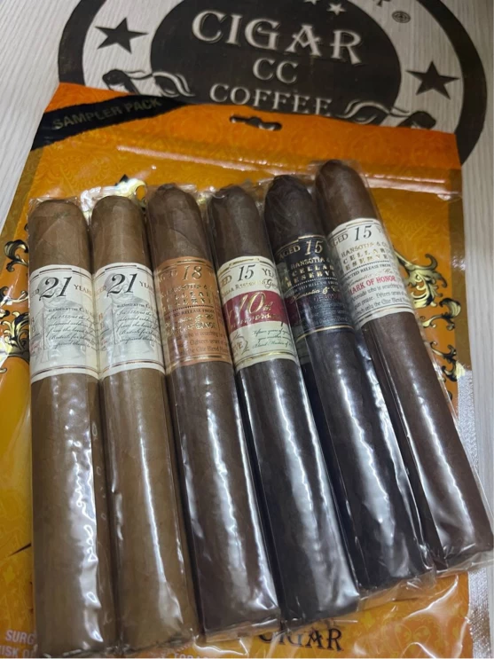 GHURKA CIGAR SAMPLER