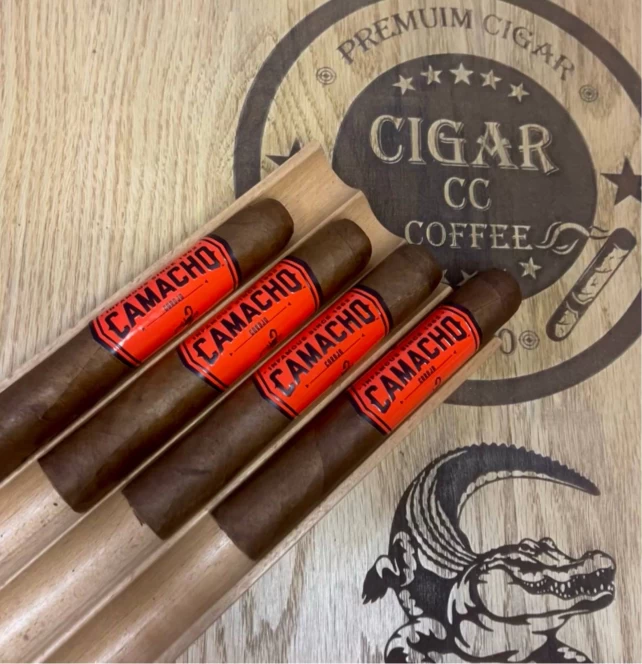 CAMACHO COROJO NATURAL ROBUSTO